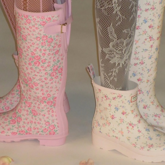 💧☔️🌦️Hunter x LoveShackFancy Women’s PLAY™ Short Rose Heart Rain Boots - Picture 10 of 11